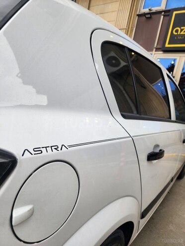 Opel Astra 2008, 300,000 km - 1.8 l - Bakı