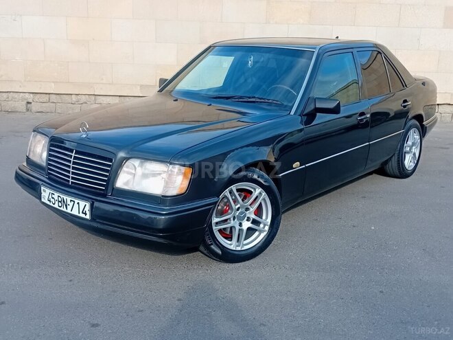 Mercedes E 220 1994, 365,236 km - 2.2 l - Bakı