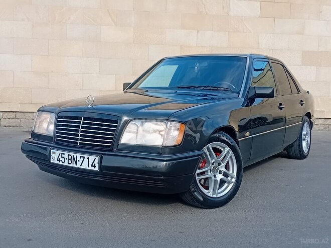 Mercedes E 220 1994, 365,236 km - 2.2 l - Bakı