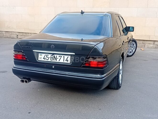 Mercedes E 220 1994, 365,236 km - 2.2 l - Bakı