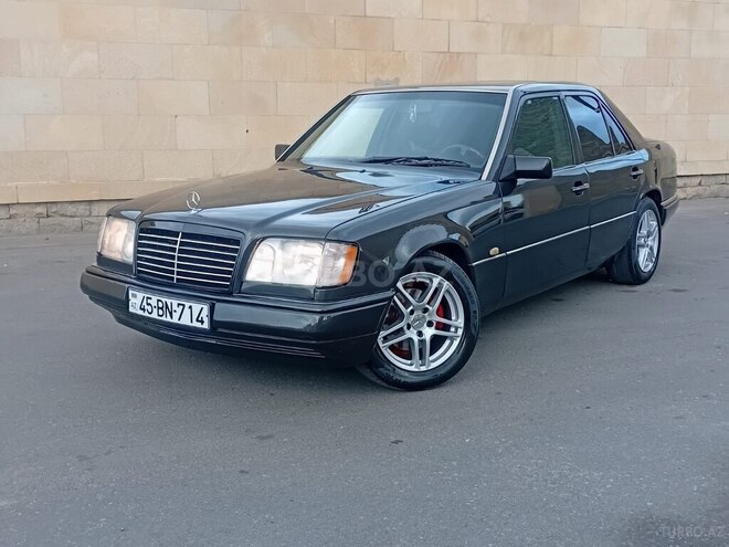 Mercedes E 220 1994, 365,236 km - 2.2 l - Bakı