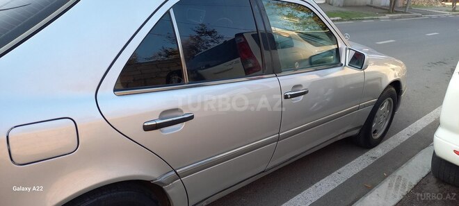 Mercedes C 180 1993, 280,000 km - 1.8 л - Göygöl