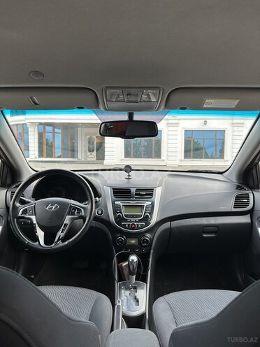 Hyundai Accent 2013, 202,000 km - 1.6 l - Bakı