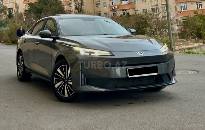 Changan Qiyuan A05 2025, 4,900 km - 1.5 л - Bakı