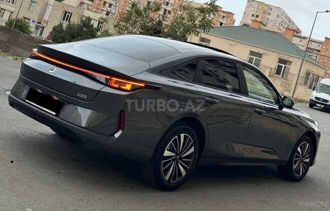 Changan Qiyuan A05 2025, 4,900 km - 1.5 л - Bakı
