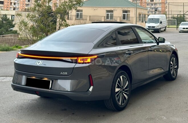Changan Qiyuan A05 2025, 4,900 km - 1.5 л - Bakı