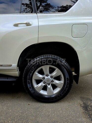 Toyota Land Cruiser Prado 2010, 276,350 km - 2.7 l - Bakı