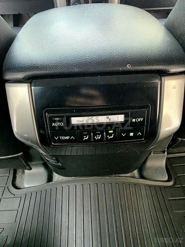 Toyota Land Cruiser Prado 2010, 276,350 km - 2.7 l - Bakı