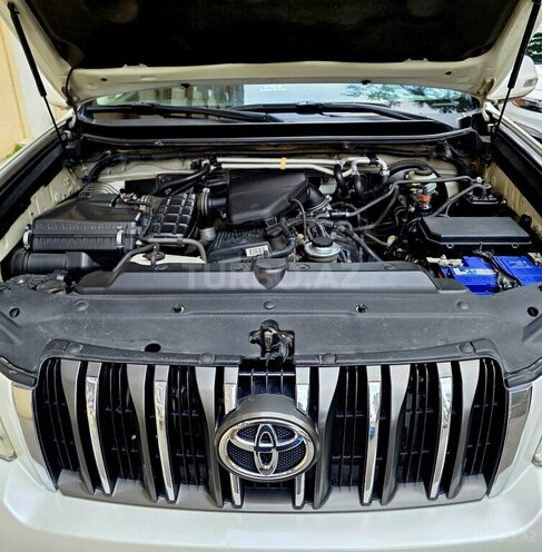 Toyota Land Cruiser Prado 2010, 276,350 km - 2.7 l - Bakı