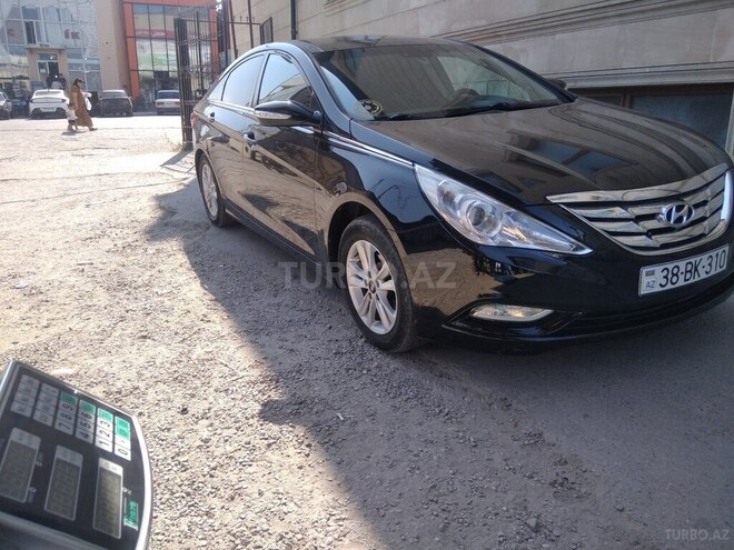 Hyundai Sonata 2010, 287,000 km - 2.4 л - Qusar
