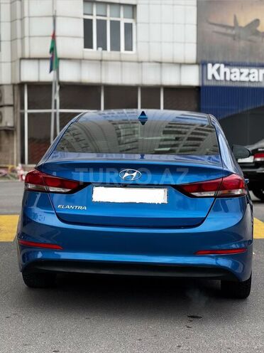 Hyundai Elantra 2017, 260,714 km - 2.0 л - Bakı