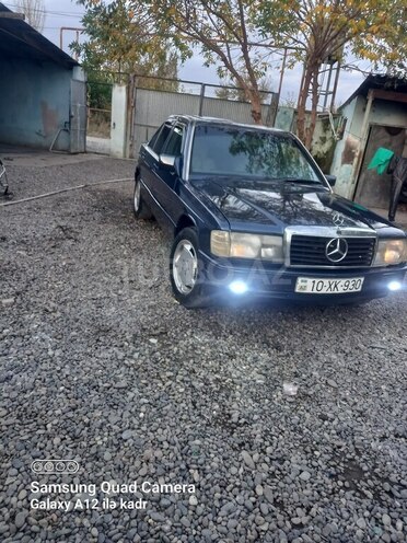 Mercedes 190 1990, 250,000 km - 2.0 l - İmişli