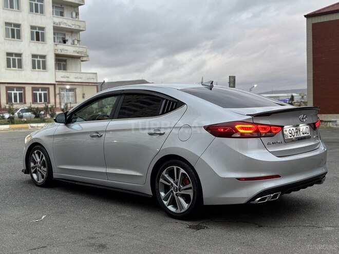 Hyundai Elantra 2016, 195,000 km - 2.0 л - Bakı