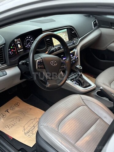 Hyundai Elantra 2016, 195,000 km - 2.0 л - Bakı