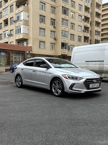 Hyundai Elantra 2016, 195,000 km - 2.0 л - Bakı