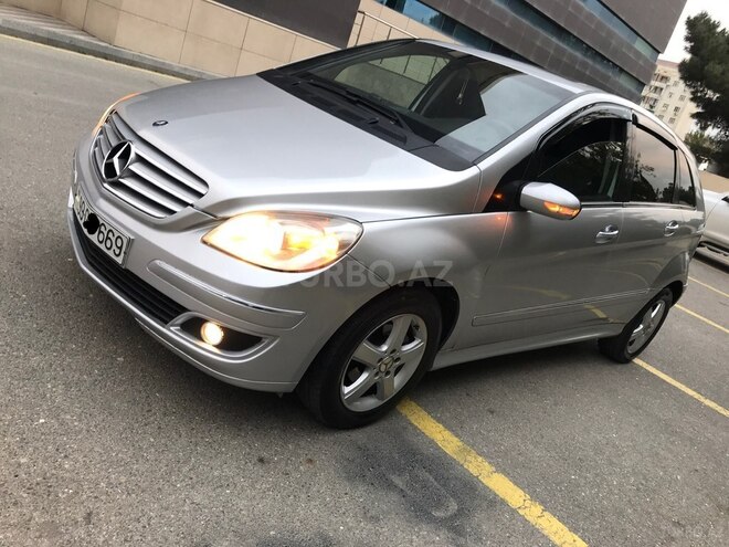 Mercedes B 170 2008, 235,000 km - 1.7 l - Sumqayıt