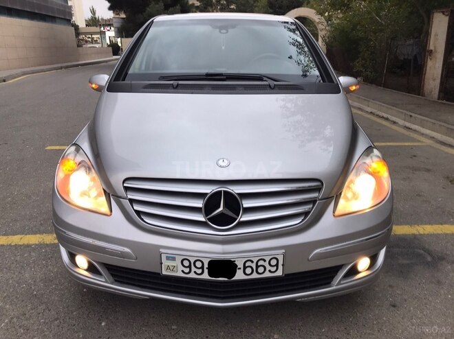 Mercedes B 170 2008, 235,000 km - 1.7 l - Sumqayıt