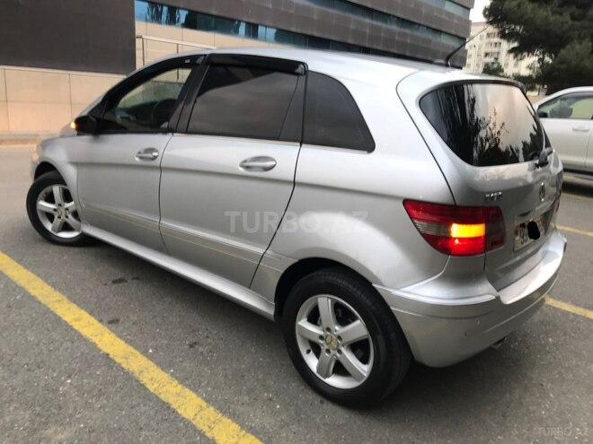 Mercedes B 170 2008, 235,000 km - 1.7 l - Sumqayıt