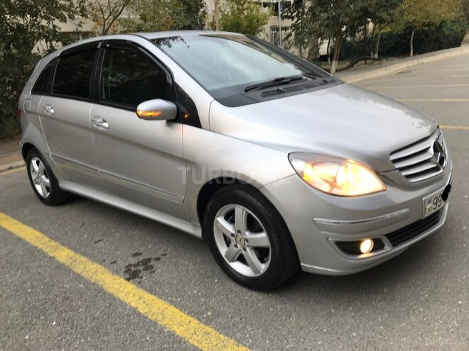 Mercedes B 170 2008, 235,000 km - 1.7 l - Sumqayıt