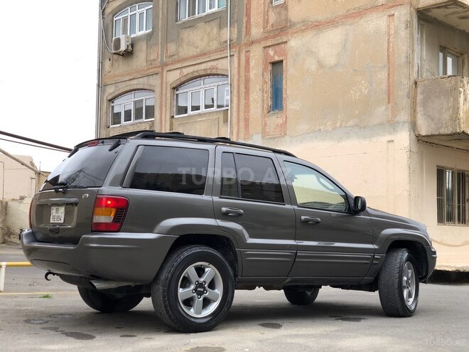 Jeep Grand Cherokee-5