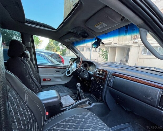 Jeep Grand Cherokee-7