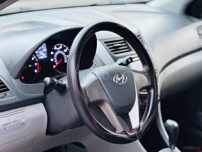 Hyundai Accent 2016, 142,000 km - 1.6 l - Bakı