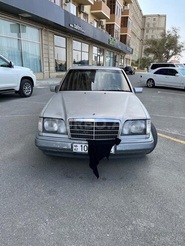 Mercedes E 200 1995, 358,088 km - 2.0 l - Bakı