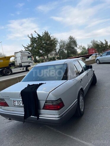 Mercedes E 200 1995, 358,088 km - 2.0 l - Bakı