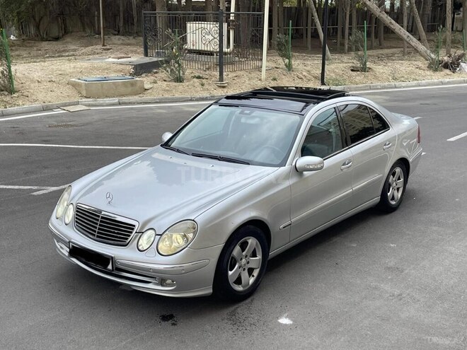 Mercedes E 240 2002, 275,000 km - 2.6 l - Sumqayıt