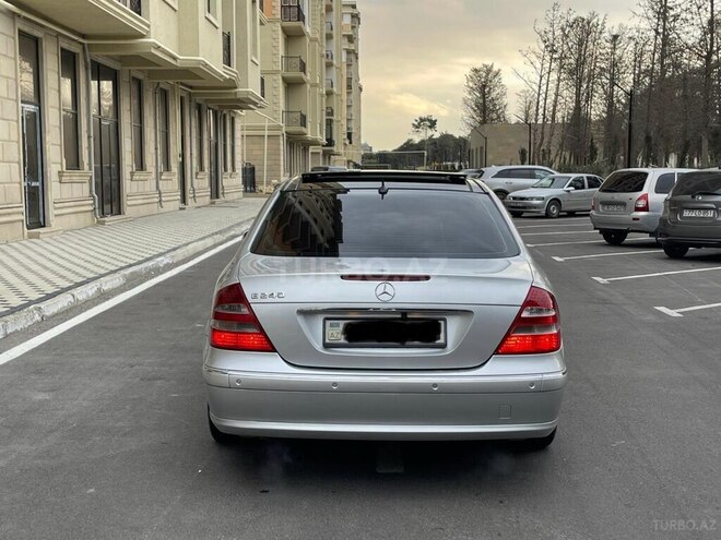 Mercedes E 240 2002, 275,000 km - 2.6 l - Sumqayıt