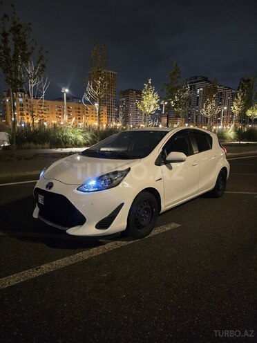 Toyota Aqua 2020, 90,497 km - 1.5 l - Bakı
