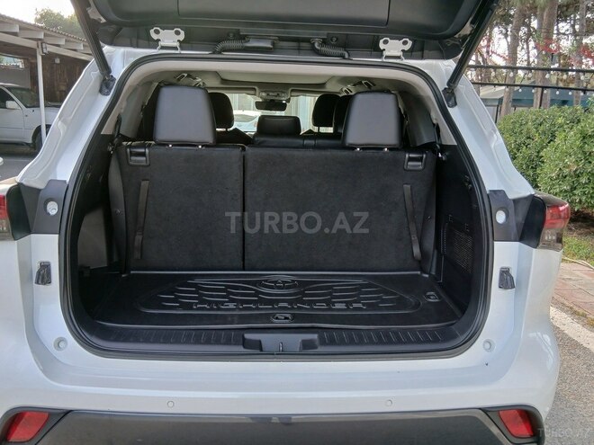 Toyota Highlander 2022, 136,000 km - 2.5 l - Bakı