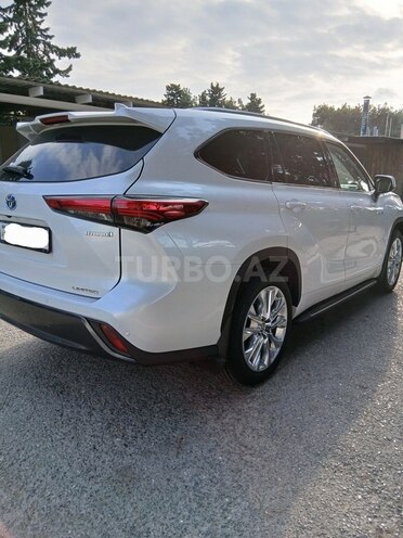 Toyota Highlander 2022, 136,000 km - 2.5 l - Bakı