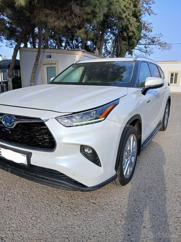 Toyota Highlander 2022, 136,000 km - 2.5 l - Bakı