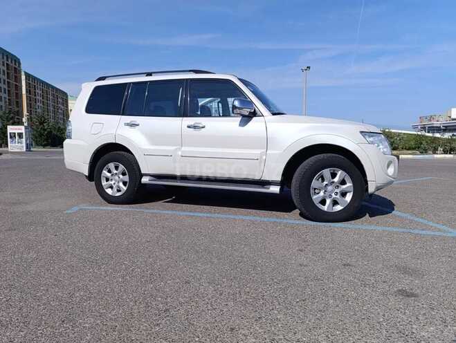 Mitsubishi Pajero 2014, 145,000 km - 3.8 л - Bakı