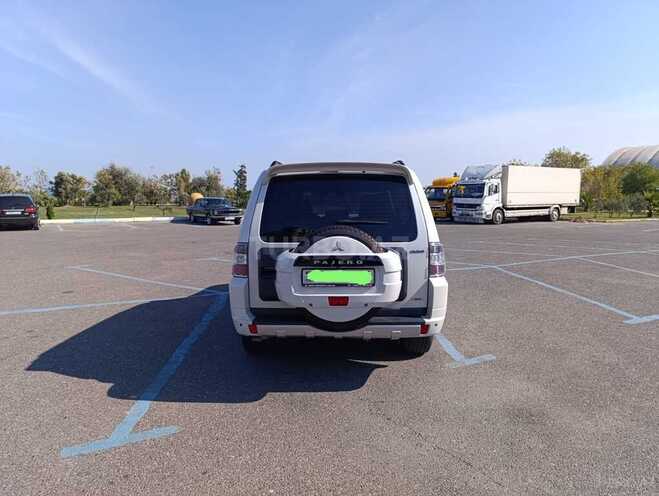 Mitsubishi Pajero 2014, 145,000 km - 3.8 л - Bakı