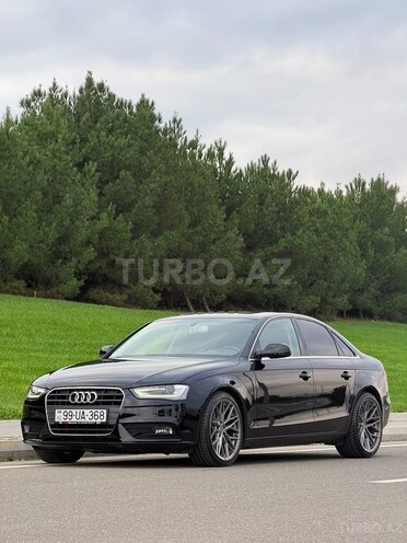 Audi A4 2015, 121,300 km - 1.8 л - Bakı