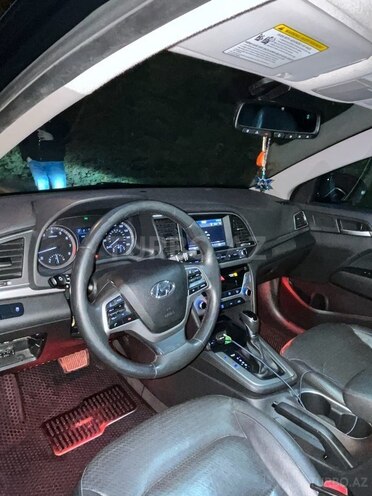 Hyundai Elantra 2017, 168,981 km - 2.0 л - Bakı
