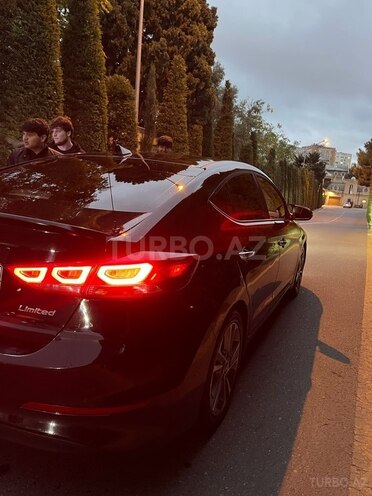 Hyundai Elantra 2017, 168,981 km - 2.0 л - Bakı