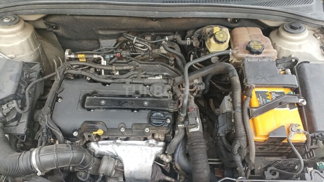 Chevrolet Cruze 2014, 374,400 km - 1.4 л - Şirvan