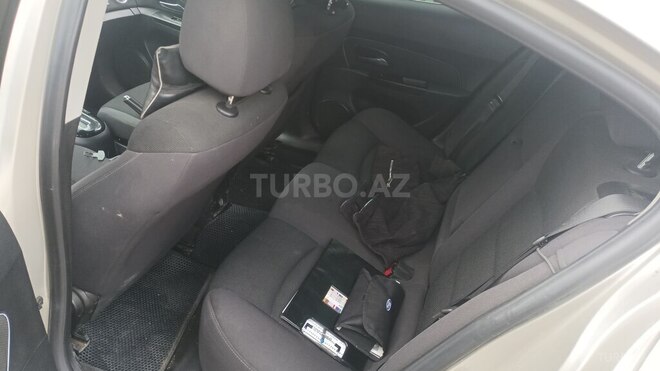 Chevrolet Cruze 2014, 374,400 km - 1.4 л - Şirvan