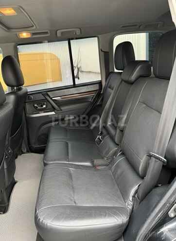 Mitsubishi Pajero 2007, 231,000 km - 3.0 л - Bakı