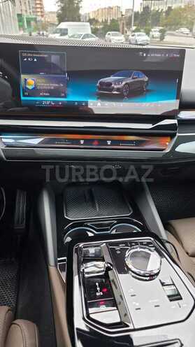BMW 520 2023, 15,000 km - 2.0 l - Bakı