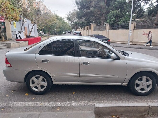 Nissan Sunny 2011, 390,000 km - 1.6 l - Bakı