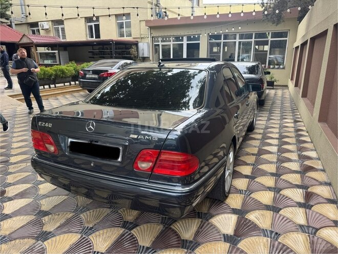 Mercedes E 240 1998, 333,000 km - 2.4 l - Bakı