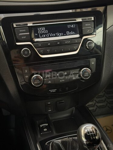 Nissan X-Trail 2015, 190,000 km - 2.5 l - Gəncə