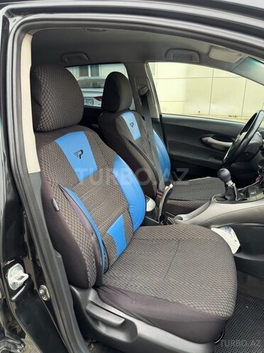 Toyota Auris-9