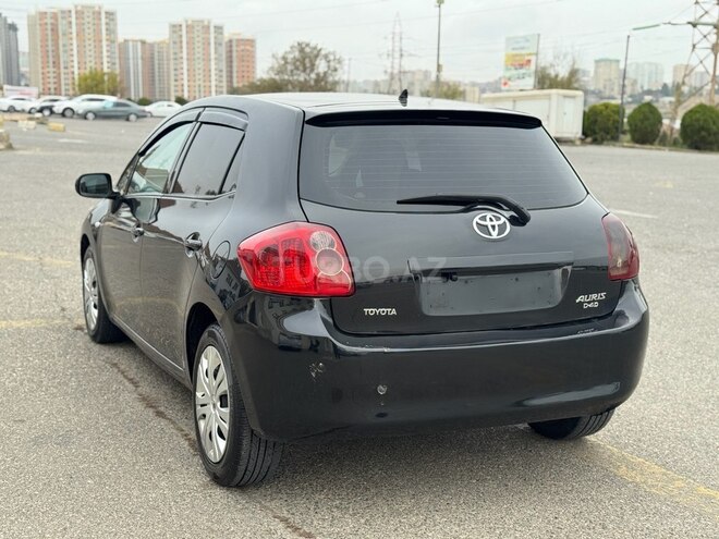 Toyota Auris-8