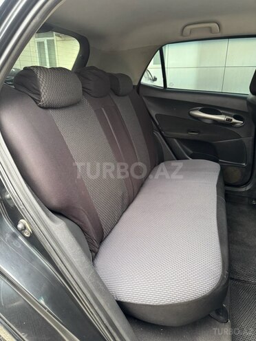 Toyota Auris-10