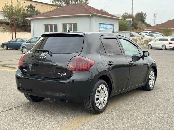 Toyota Auris-6